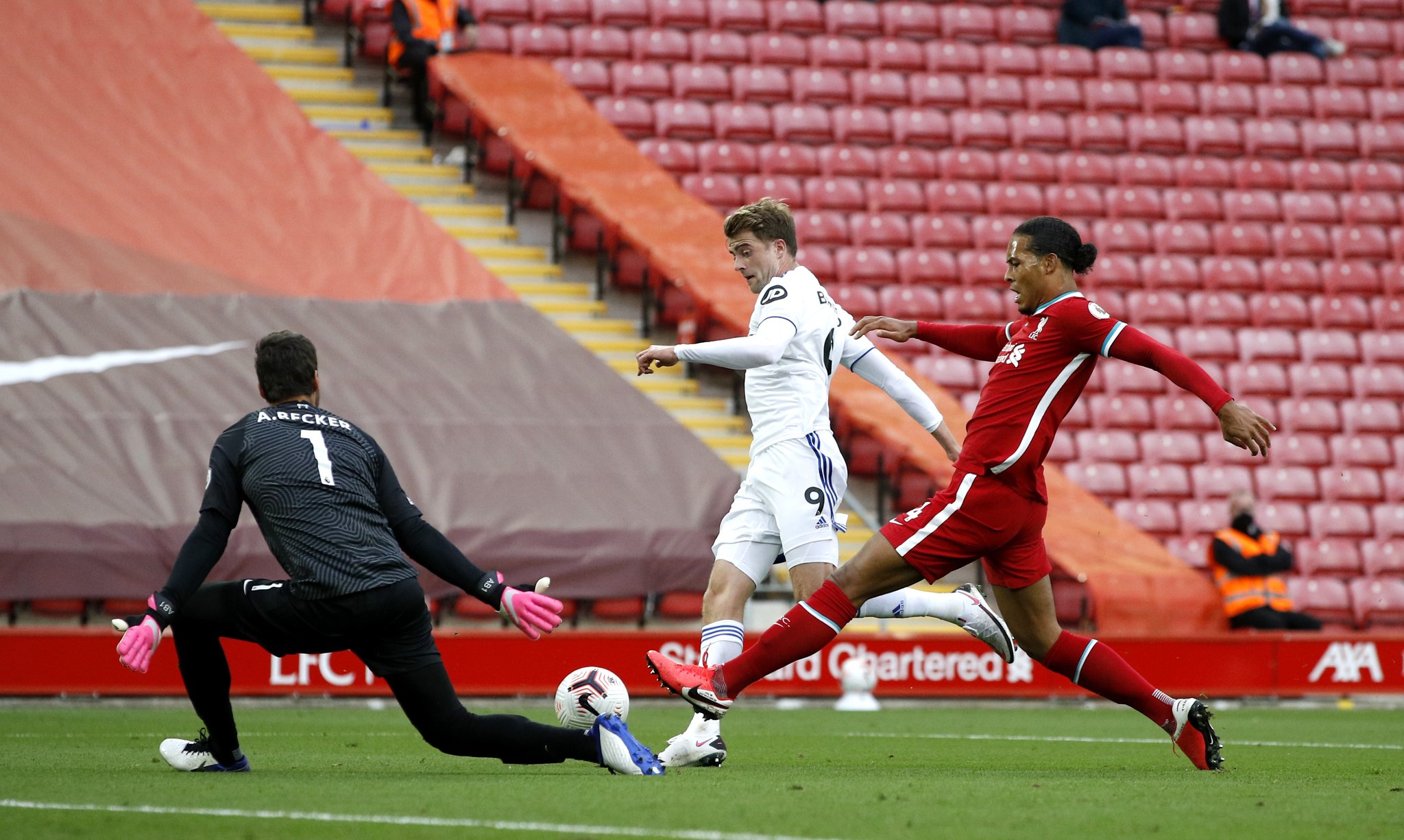 設立了一個 設立了一個