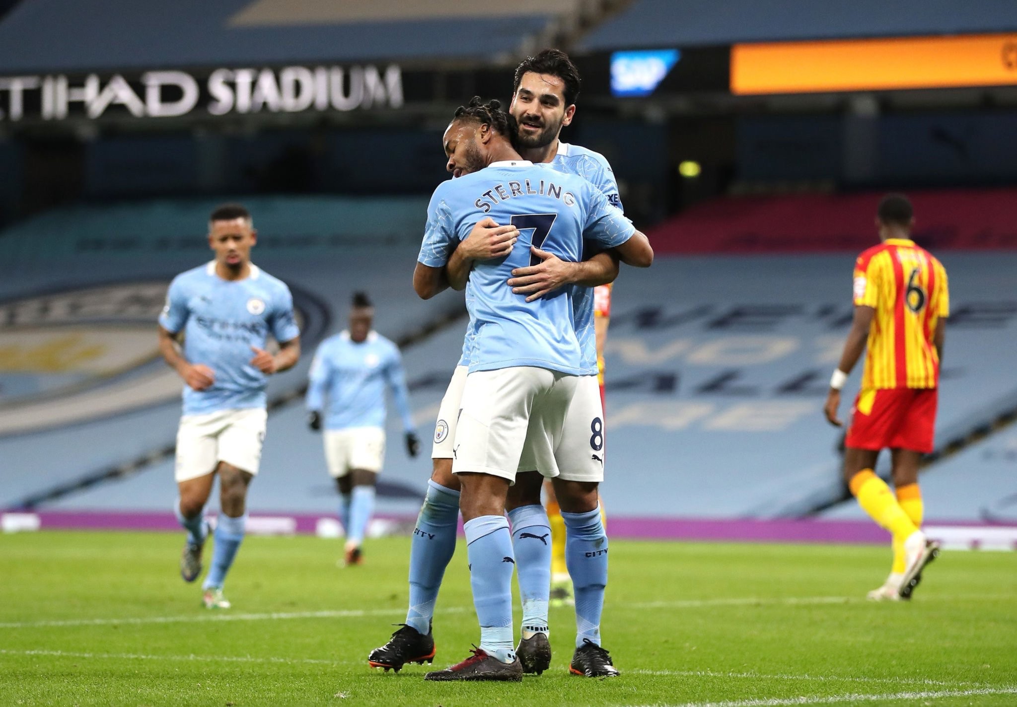 成為聯盟中 成為聯盟中